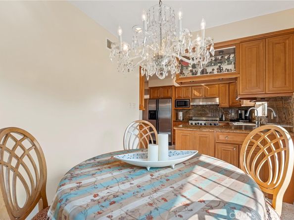 4845 Parkglen, View Park CA 90043