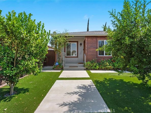17642 Calvert Street, Encino CA 91316
