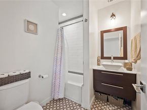 17642 Calvert Street, Encino CA 91316