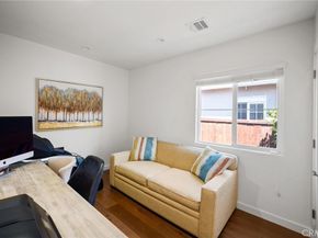 17642 Calvert Street, Encino CA 91316