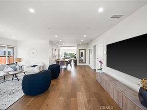 17642 Calvert Street, Encino CA 91316