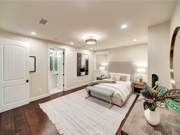 4821 Oak Park, Encino CA 91316