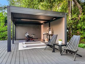 4821 Oak Park, Encino CA 91316