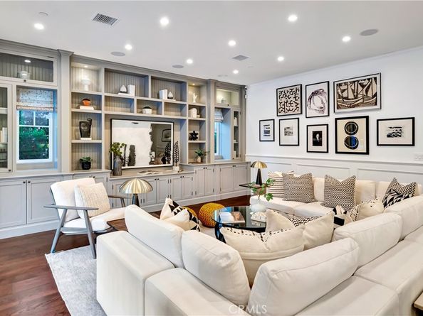 4821 Oak Park, Encino CA 91316