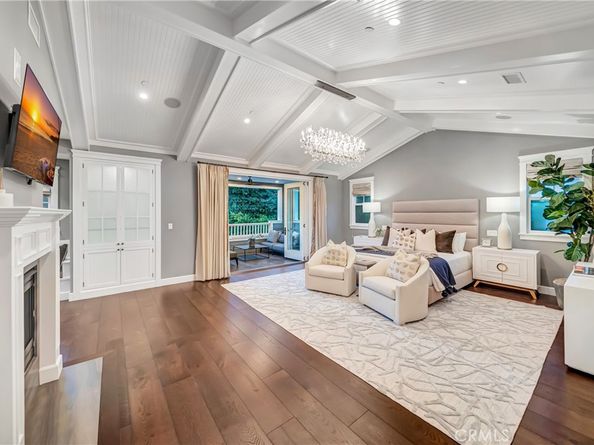 4821 Oak Park, Encino CA 91316