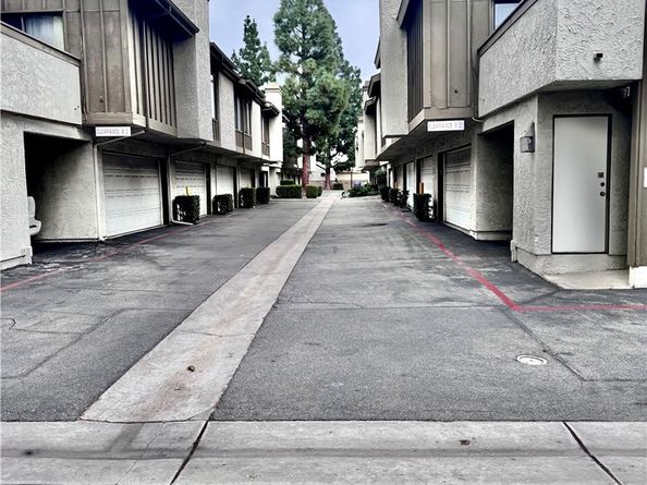 16255 Devonshire 7, Granada Hills CA 91344