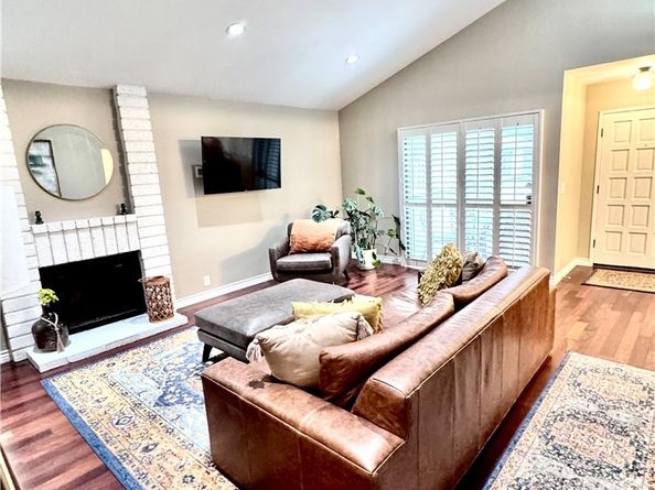 16255 Devonshire 7, Granada Hills CA 91344