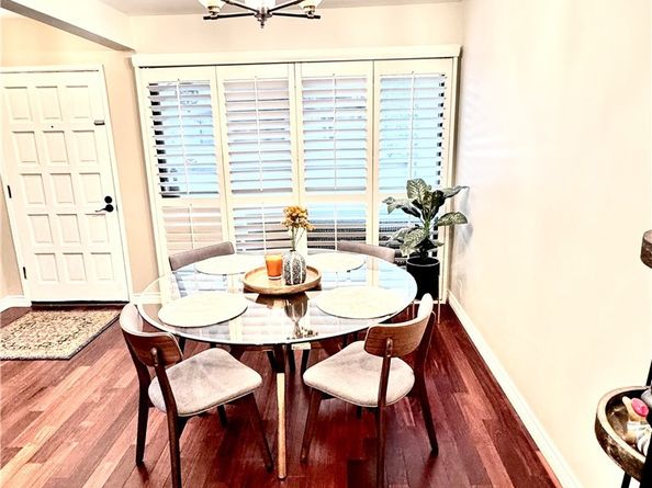 16255 Devonshire 7, Granada Hills CA 91344