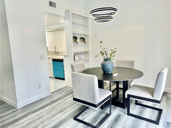 20541 Rodax, Winnetka CA 91306