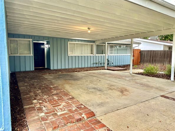 20541 Rodax, Winnetka CA 91306