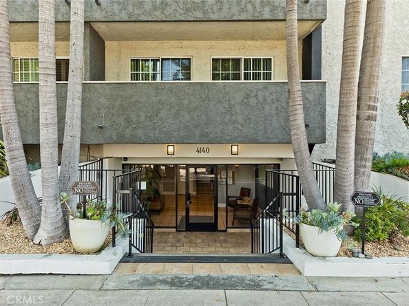 4140 Warner 205, Burbank CA 91505