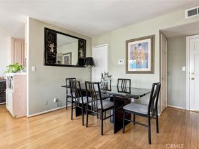 4140 Warner 205, Burbank CA 91505