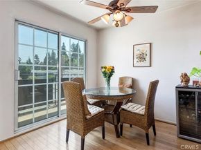 4140 Warner 205, Burbank CA 91505