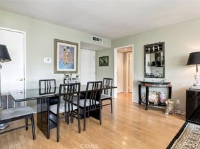 4140 Warner 205, Burbank CA 91505