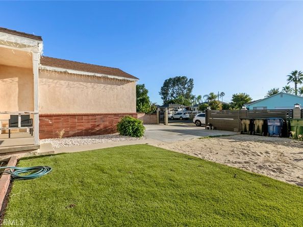 8436 Amboy, Sun Valley CA 91352