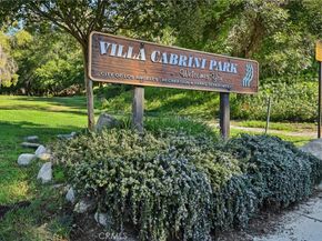 7825 Via Cassano, Burbank CA 91504