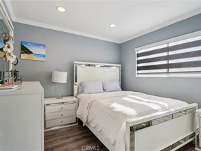 7825 Via Cassano, Burbank CA 91504