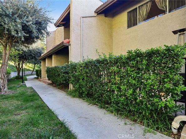 7825 Via Cassano, Burbank CA 91504