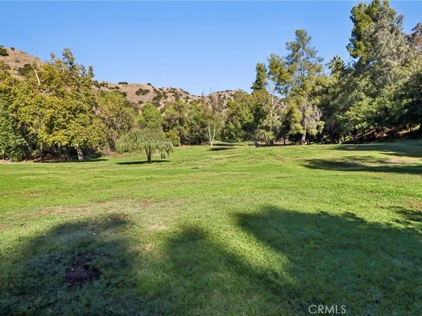 7825 Via Cassano, Burbank CA 91504