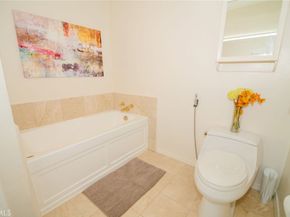 8710 Delgany Avenue 15, Playa Del Rey CA 90293