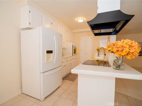 8710 Delgany Avenue 15, Playa Del Rey CA 90293