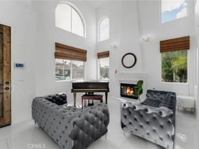 6997 Sale Avenue, West Hills CA 91307