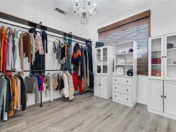 6997 Sale Avenue, West Hills CA 91307