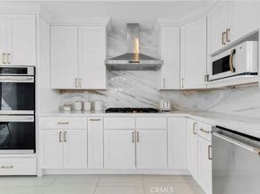 6997 Sale Avenue, West Hills CA 91307