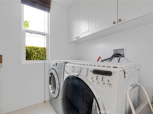 6997 Sale Avenue, West Hills CA 91307