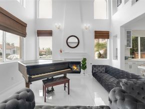 6997 Sale Avenue, West Hills CA 91307