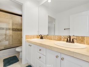 6997 Sale Avenue, West Hills CA 91307