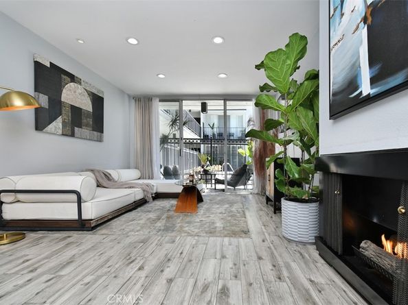 1351 N Crescent Heights Boulevard 114, West Hollywood CA 90046