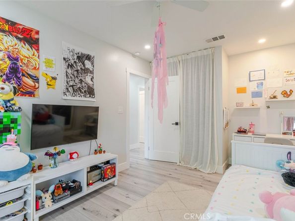 10505 Langdon Avenue, San Fernando CA 91345