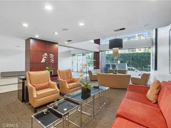 7250 Franklin Avenue 1203, Los Angeles CA 90046