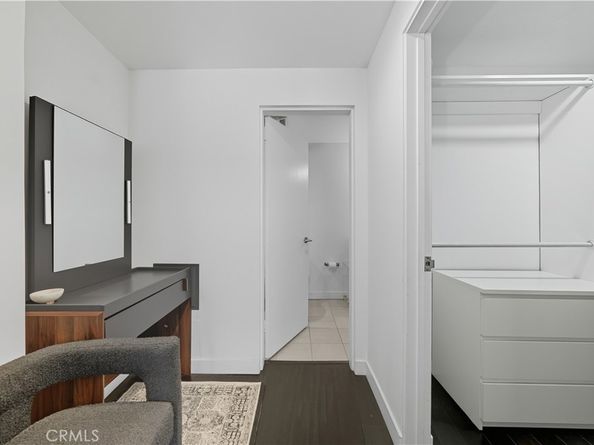 7250 Franklin Avenue 1203, Los Angeles CA 90046