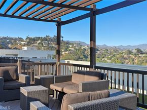 7250 Franklin Avenue 1203, Los Angeles CA 90046