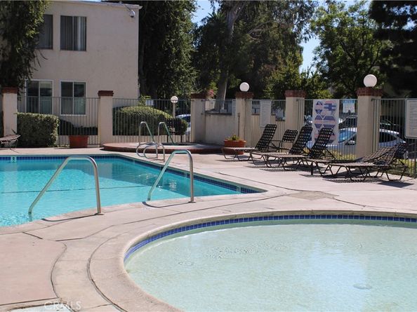5700 Etiwanda Avenue 216, Tarzana CA 91356
