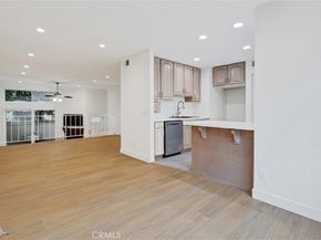 21901 Lassen Street 121, Chatsworth CA 91311