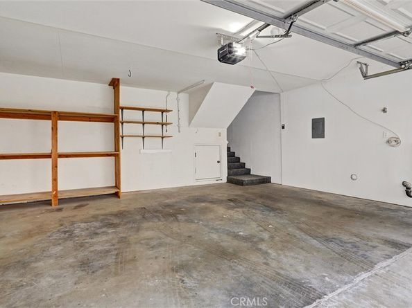 21901 Lassen Street 121, Chatsworth CA 91311
