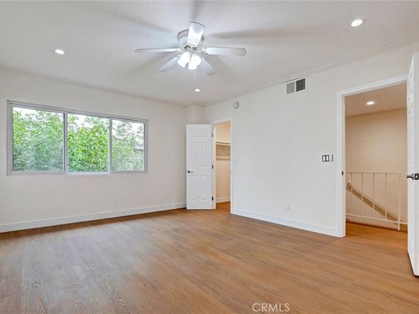 21901 Lassen Street 121, Chatsworth CA 91311