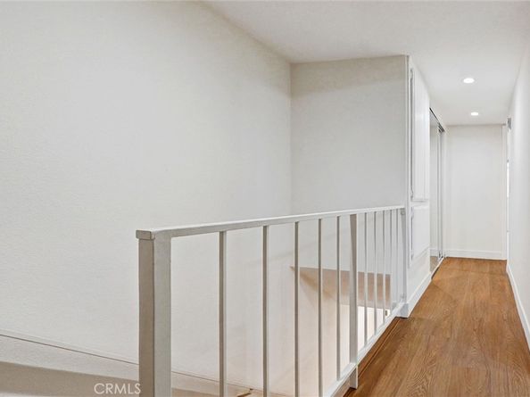 21901 Lassen Street 121, Chatsworth CA 91311
