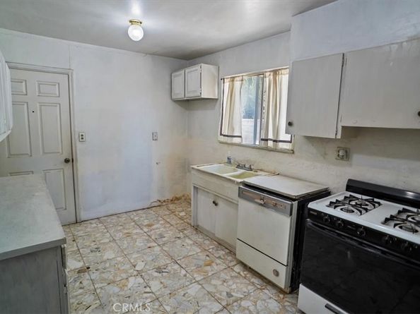 16661 Lahey Street, Granada Hills CA 91344