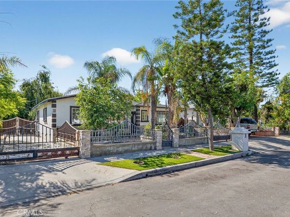 10853 Ilex Avenue, Pacoima CA 91331