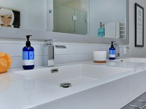 13543 Moorpark Street 15, Sherman Oaks CA 91423