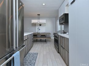 13543 Moorpark Street 15, Sherman Oaks CA 91423