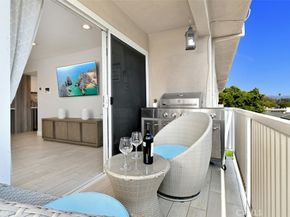 13543 Moorpark Street 15, Sherman Oaks CA 91423