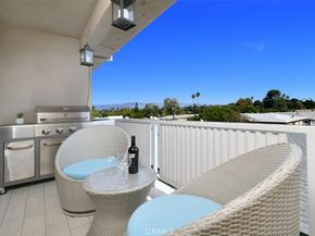 13543 Moorpark Street 15, Sherman Oaks CA 91423