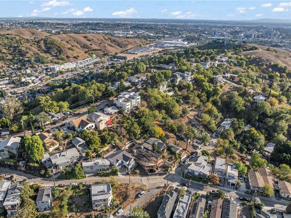 3320 Reynolds, Montecito Heights CA 90032