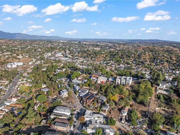 3320 Reynolds, Montecito Heights CA 90032