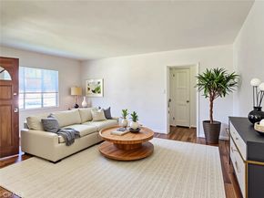 17634 Bromley Street, Encino CA 91316